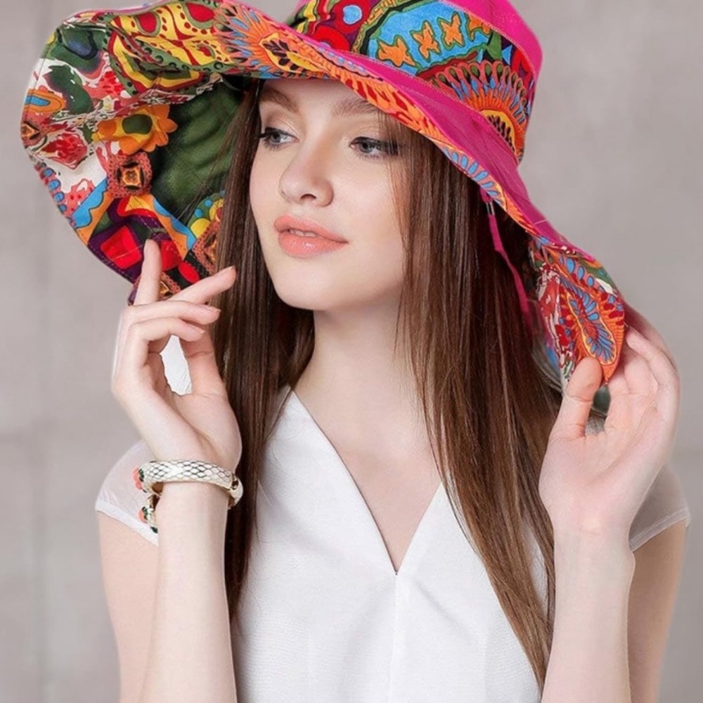 Reversable Colorful Women's Sun Hat with Edge Wiring